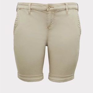 Torrid Bermuda Chino Short - Size 20